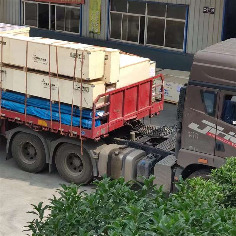 鸡西至新疆阿勒泰福海县物流专线，一站式服务，让您的货物畅行无忧